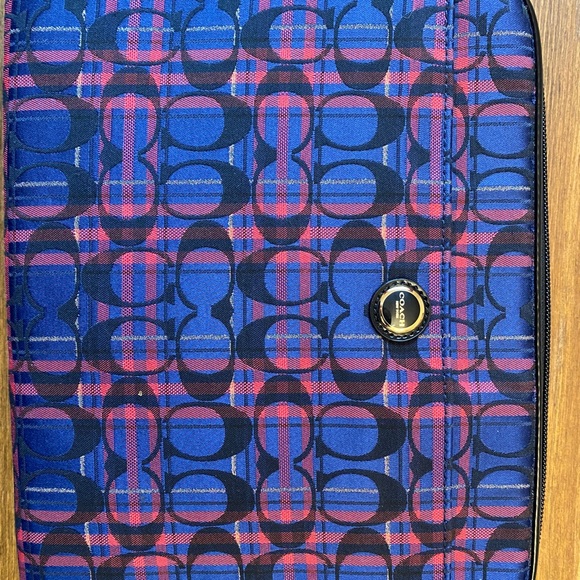 Coach tablet Case - Picture 2 of 4